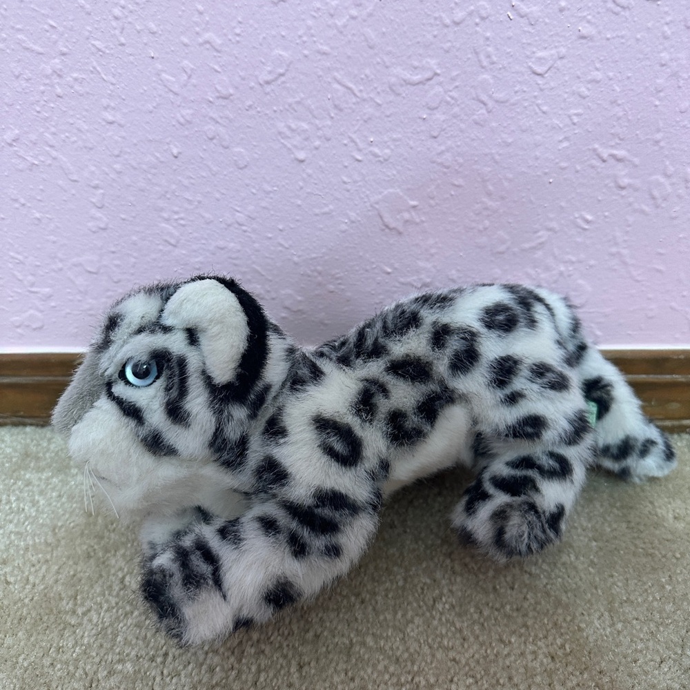 Vintage 1988 WWF Applause Snow Leopard Plush WildCat Stuffed Animal 9"